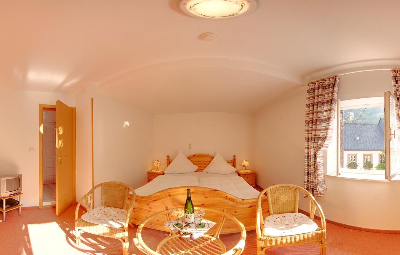Hotel Weingut Schuetzen Senheim Exteriér fotografie